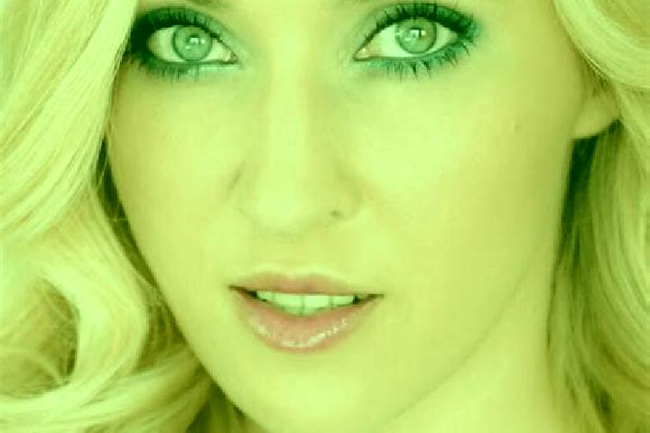 Stella, 34, a blonde green-eyed european companion based in Baturaja. Offering Couples, Girlfriend Experience, Erotic Massage. Available for incall and outca...