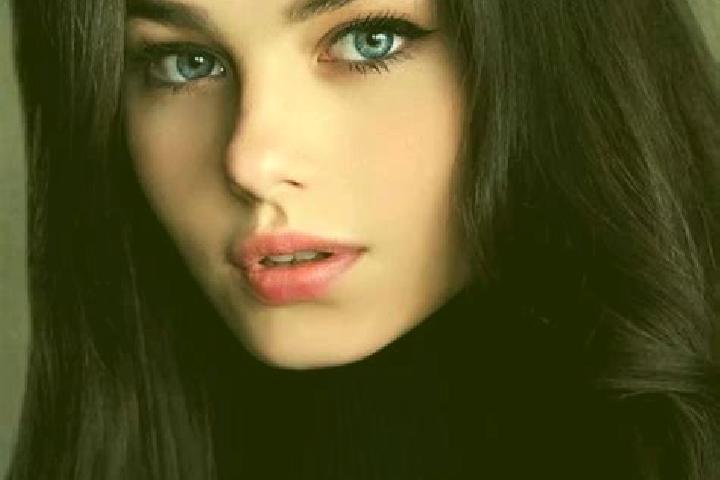 Stella, 34, a brunette blue-eyed caucasian companion based in Manapa. Offering Couples, Roleplay, Girlfriend Experience. Available for incall and outcall, ov...