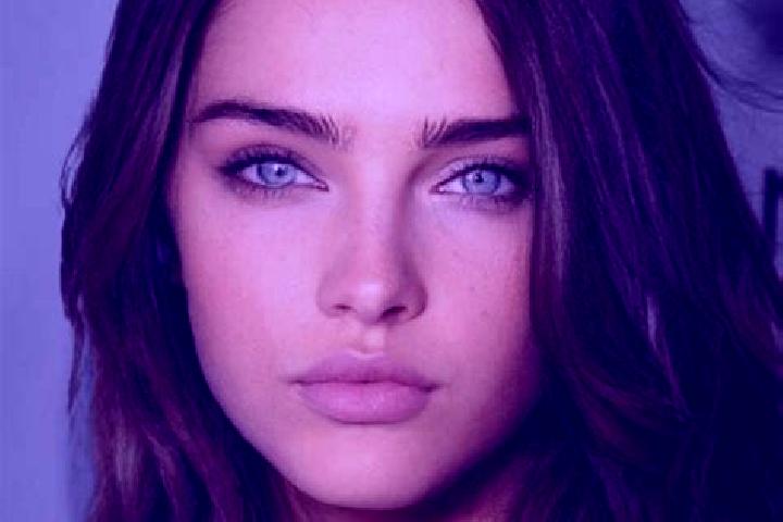 Stella, 34, a brunette blue-eyed middle eastern companion based in Marengo. Offering Striptease, CIM, A-Level, Erotic Massage. Available for incall and outca...