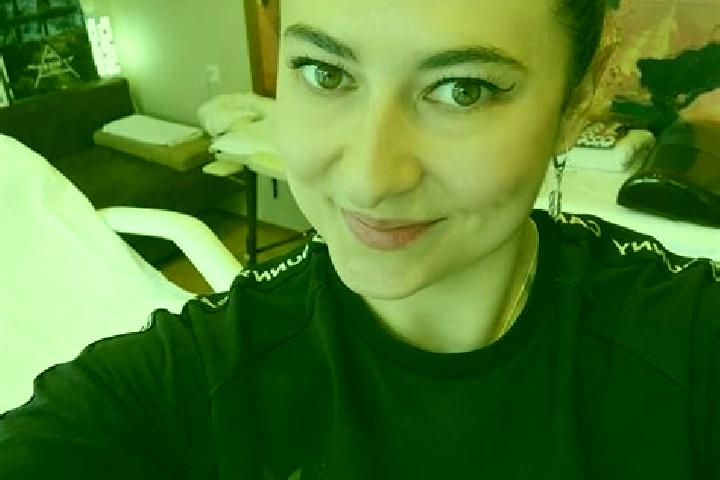 Stella, 34, a brunette dark-eyed european companion based in Orta di Atella. Offering 69, Roleplay, Massage, Tantra. Available for incall and outcall, overni...