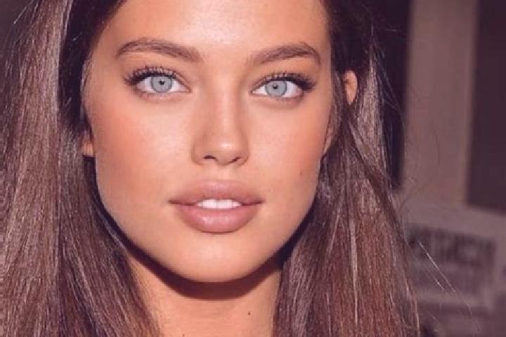 Stella, 34, a chestnut dark-eyed caucasian companion based in Pernovo. Offering CIM, A-Level, Tantra, 69. Available for incall and outcall, overnight booking...