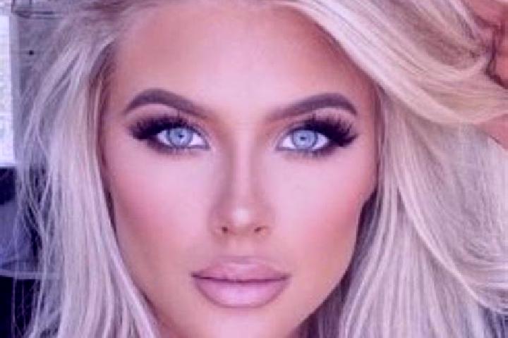 Stella, 34, a platinum blonde grey-eyed mixed companion based in Williamstown. Offering Dinner Date, A-Level, Striptease. Available for incall and outcall, d...