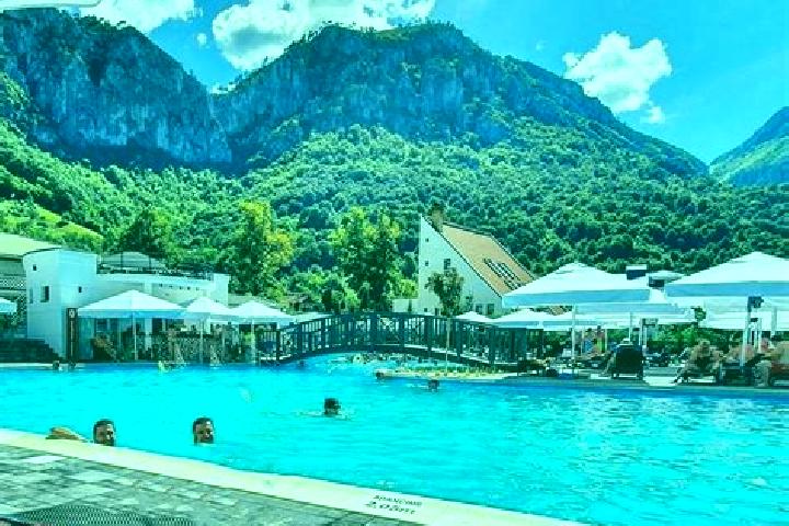 Stella, 34 — Escort in Baile Dranceni, Romania