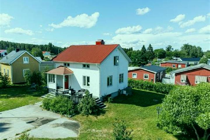 Stella, 34 — Escort in Bergsviken, Sweden