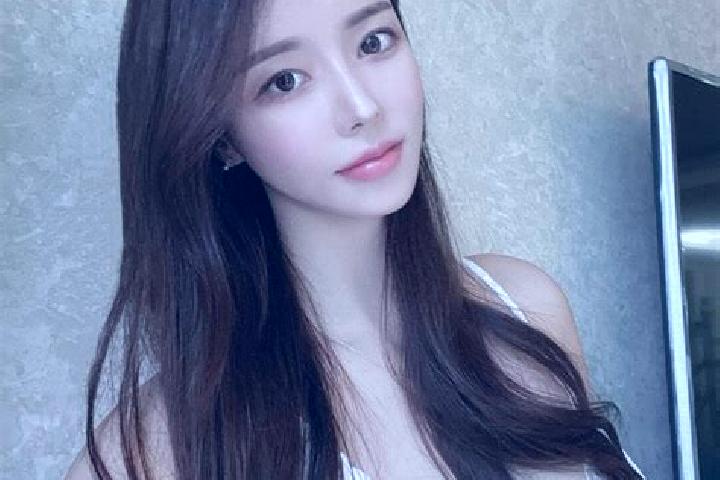 Stella, 34 — Escort in Pianbai, China