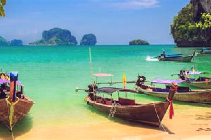 Stella, 34 — Escort in Singhanakhon, Thailand