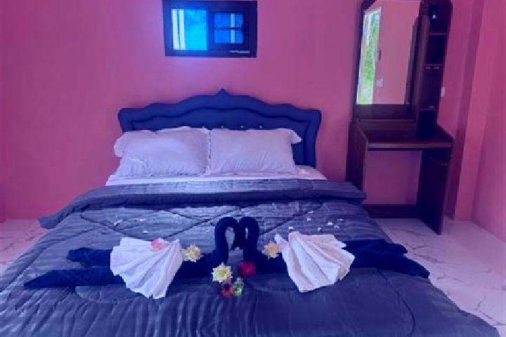 Stella, 34 — Escort in Tawaran, Indonesia