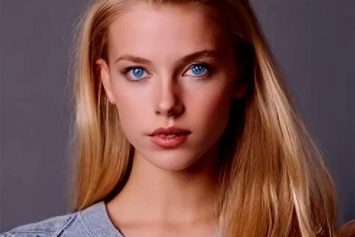 Stella, 35, a blonde grey-eyed mixed companion based in Costuleni. Offering Prostate Massage, Dinner Date, Deep French Kissing. Available for incall and outc...