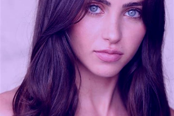Stella, 35, a brunette brown-eyed caucasian companion based in Mapri. Offering Party Girl, Roleplay. Available for incall and outcall, day and evening dates.