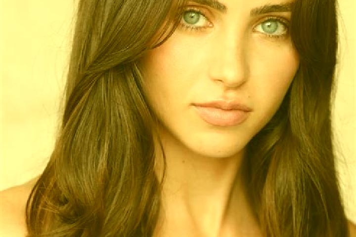 Stella, 35, a brunette hazel-eyed latina companion based in Boisredon. Offering Massage, Overnight, CIM. Available for incall and outcall, day and evening da...