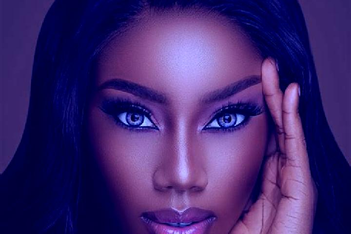 Stella, 35, a red blue-eyed ebony companion based in Ilsenburg. Offering Erotic Massage, Prostate Massage, Fetish. Available for incall and outcall, overnigh...