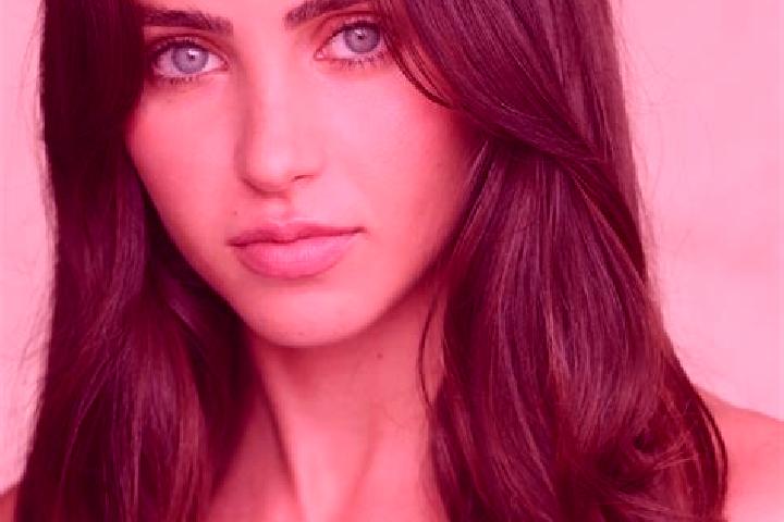 Stella, 35, a red brown-eyed indian companion based in Kpefele. Offering Domination, Striptease, Roleplay, OWO. Available for incall and outcall, day and eve...