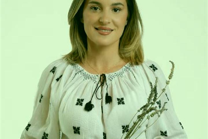 Stella, 35 — Escort in Ghighiu, Romania