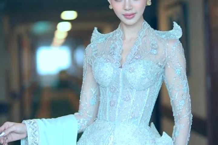 Stella, 35 — Escort in Kaunghein, Myanmar