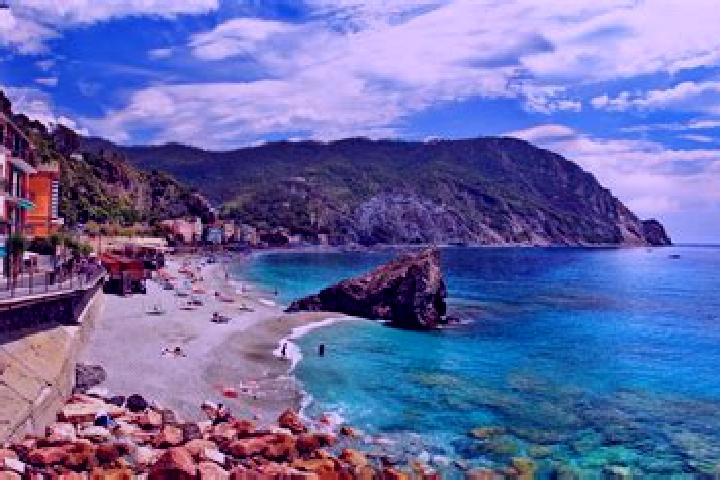 Stella, 35 — Escort in Lavinaio-Monterosso, Italy