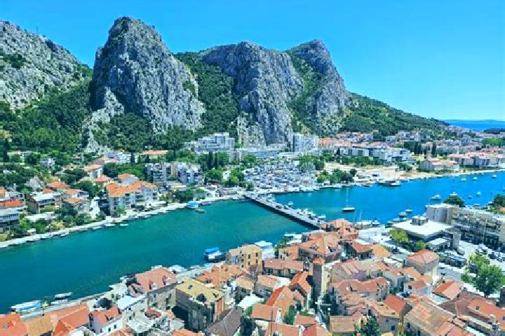 Stella, 35 — Escort in Omis, Croatia