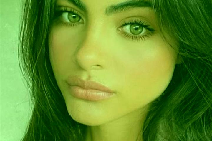 Stella, 36, a black hazel-eyed european companion based in Verduron. Offering Roleplay, Fetish, Massage, Domination. Available for incall and outcall, day an...