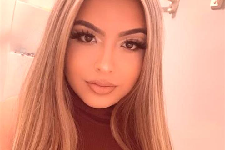 Stella, 36, a blonde dark-eyed latina companion based in Lamlash. Offering Striptease, Fetish, Tantra. Available for incall and outcall, overnight bookings a...