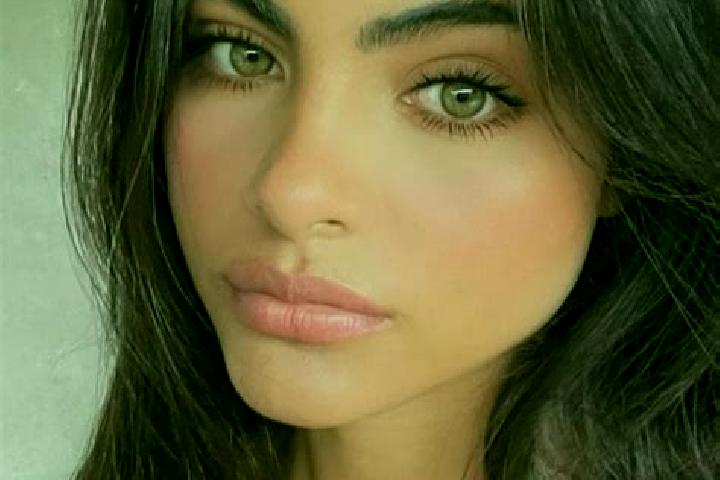 Stella, 36, a dark blonde brown-eyed indian companion based in Margasari. Offering BDSM, Erotic Massage, Travel Companion, Fetish. Available for incall and o...