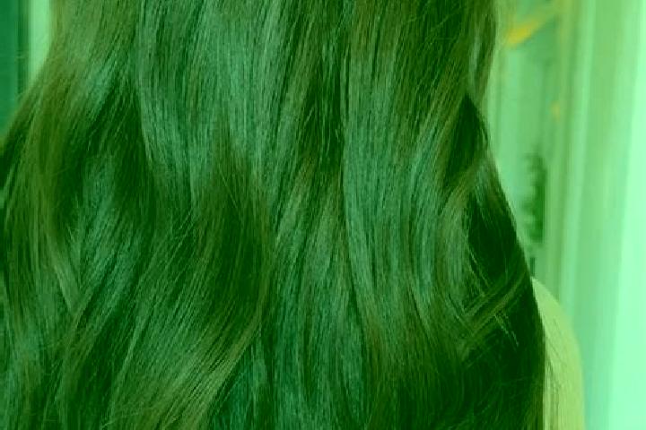 Stella, 36, a red brown-eyed asian companion based in Matfors. Offering Tantra, BDSM, GFE. Available for incall and outcall, day and evening dates.