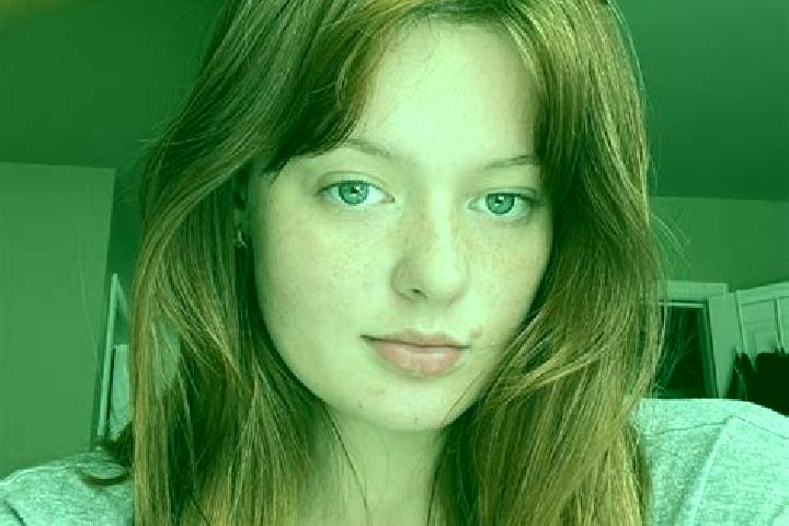 Stella, 36, a red grey-eyed mixed companion based in Biscarrues. Offering OWO, Travel Companion, 69. Available for incall and outcall, day and evening dates.