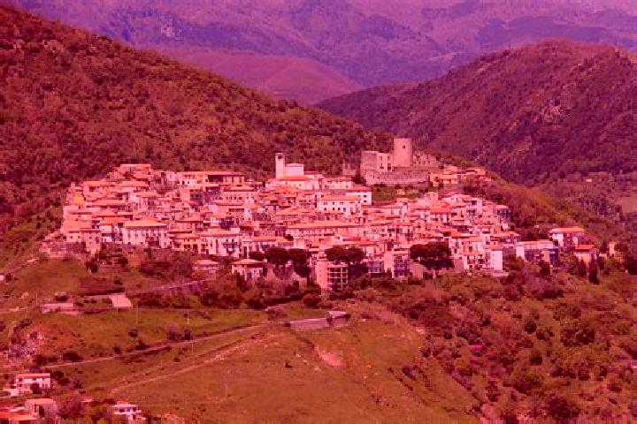 Stella, 36 — Escort in Fagnano Castello, Italy