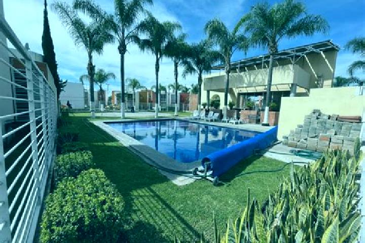 Stella, 36 — Escort in Fraccionamiento Geovillas los Pinos, Mexico