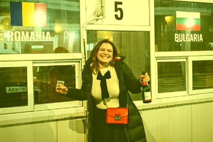Stella, 36 — Escort in Terchesti, Romania