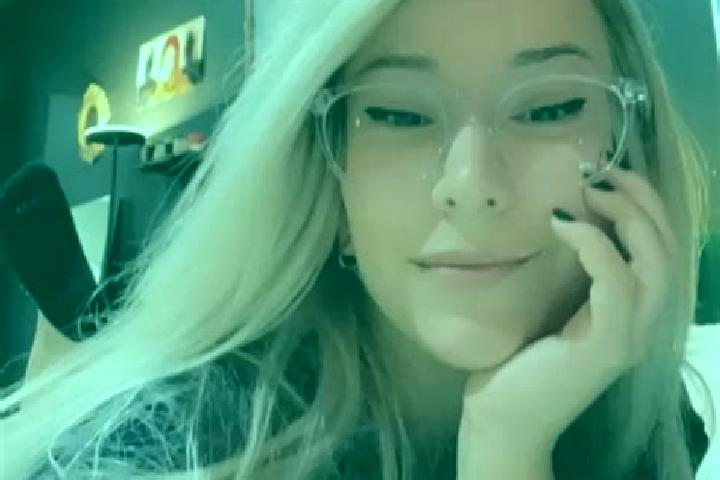 Stella, 37, a blonde dark-eyed caucasian companion based in Alfiano Natta. Offering OWO, Overnight, Striptease, Roleplay. Available for incall and outcall, o...