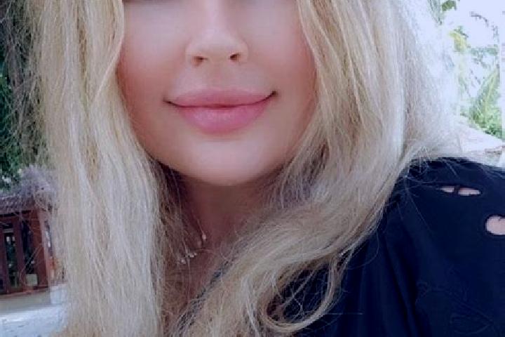 Stella, 37, a blonde dark-eyed mediterranean companion based in Kinogitan. Offering GFE, BDSM, Massage, Tantra. Available for incall and outcall, day and eve...