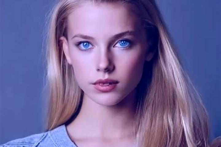 Stella, 37, a blonde grey-eyed mixed companion based in Weissenhorn. Offering OWO, Duos, Tantra. Available for incall and outcall, overnight bookings available.