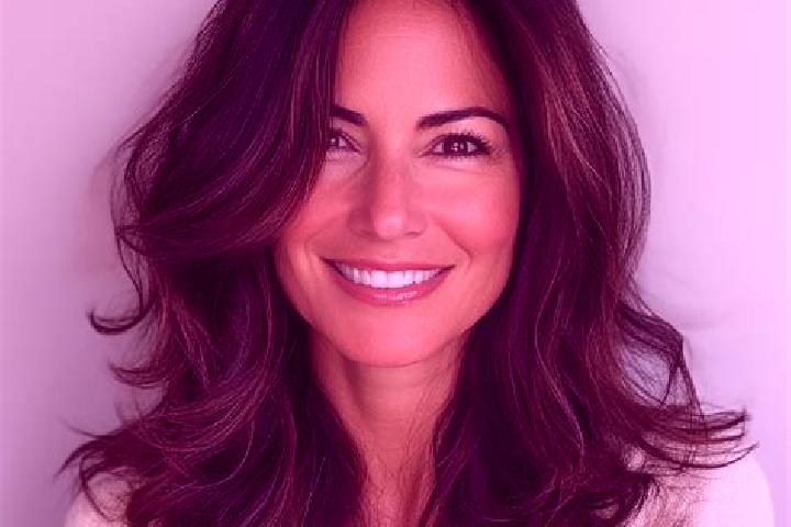 Stella, 37, a brunette dark-eyed middle eastern companion based in Kinlough. Offering Travel Companion, Couples, Duos, CIM. Available for incall and outcall,...