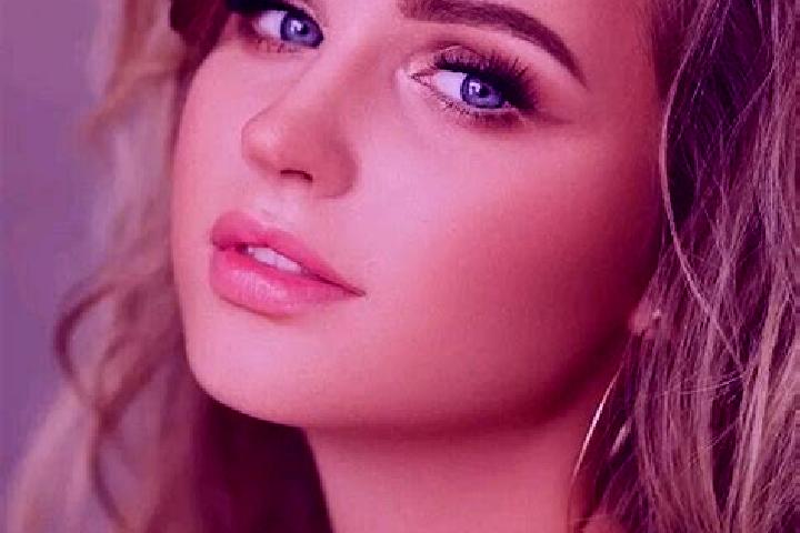 Stella, 37, a dark blonde blue-eyed ebony companion based in Mazga. Offering Overnight, Striptease, Duos, Party Girl. Available for incall and outcall, overn...