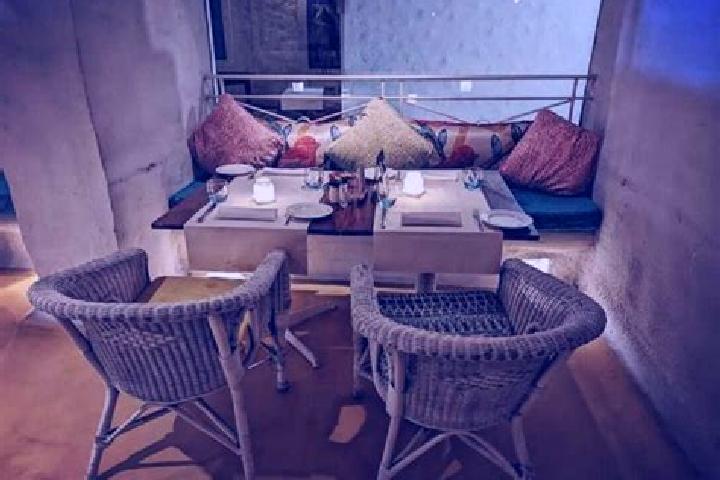 Stella, 37, a red amber-eyed mediterranean companion based in Baloda Bazar. Offering Dinner Date, GFE, Party Girl. Available for incall and outcall, overnigh...