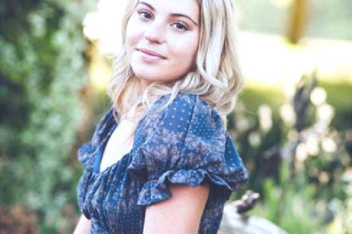 Stella, 37 — Escort in Archbold, United States