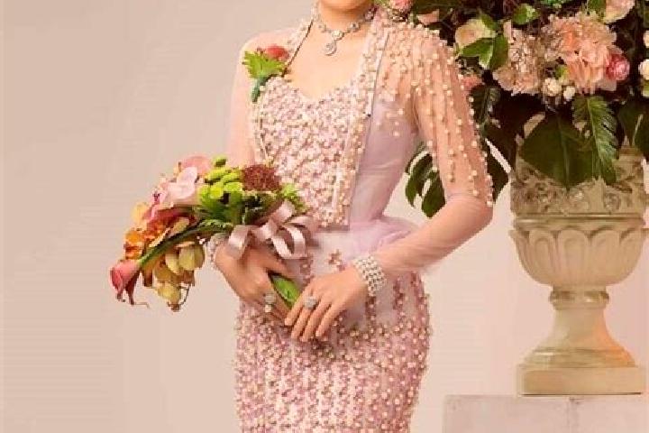 Stella, 37 — Escort in Tha Min Chan, Myanmar