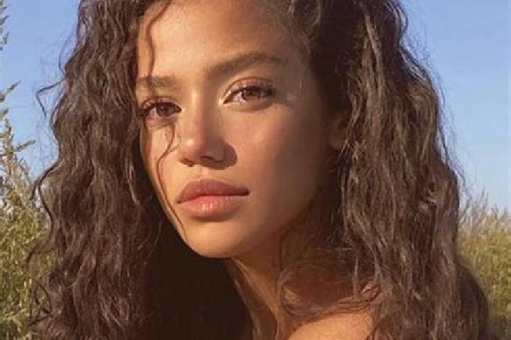 Stella, 38, a black blue-eyed latina companion based in Mustafalar. Offering Dinner Date, Deep French Kissing, Girlfriend Experience, Duos. Available for inc...