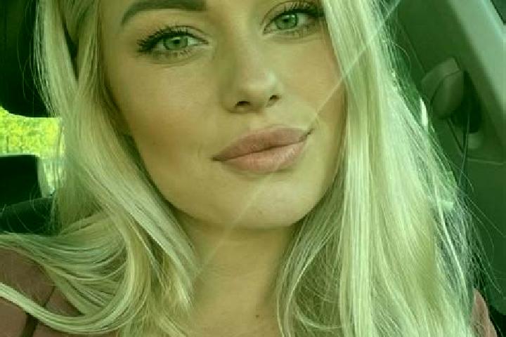 Stella, 38, a blonde hazel-eyed european companion based in Wiedlisbach. Offering Roleplay, Erotic Massage. Available for incall and outcall, overnight booki...