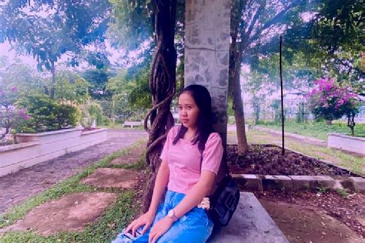 Stella, 38 — Escort in Karanggeneng, Indonesia