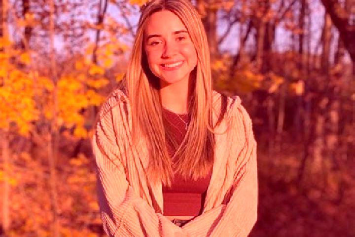 Stella, 38 — Escort in Palatine, United States