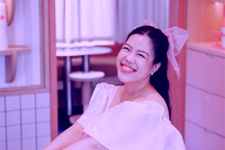 Stella, 38 — Escort in Ronglong, China