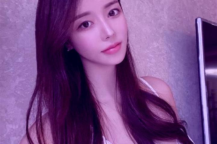 Stella, 38 — Escort in Shanglaxiu, China