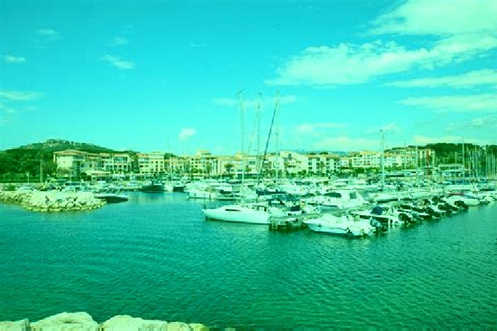 Stella, 38 — Escort in Six-Fours-les-Plages, France