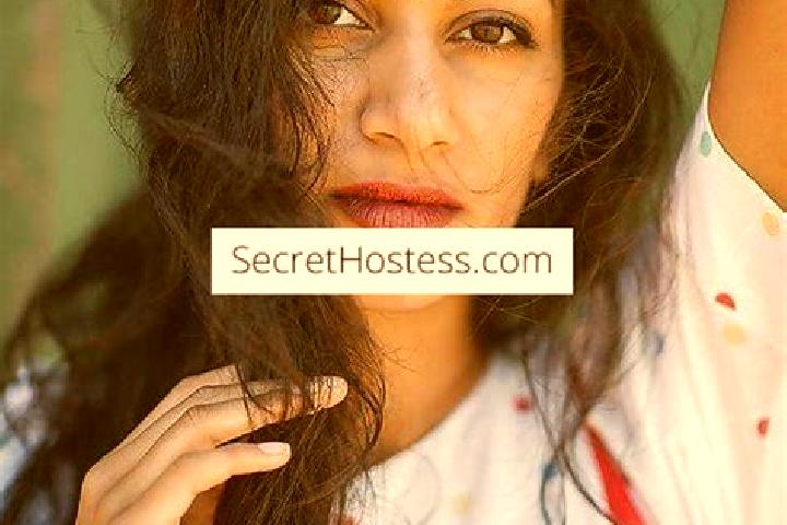 Stella, 39, a black grey-eyed indian companion based in Saviano. Offering Travel Companion, Deep French Kissing, Prostate Massage, Striptease, CIM. Available...
