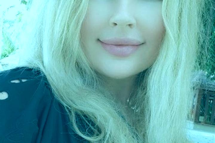 Stella, 39, a blonde hazel-eyed ebony companion based in Zollino. Offering GFE, CIM, Tantra, BDSM. Available for incall and outcall, overnight bookings avail...