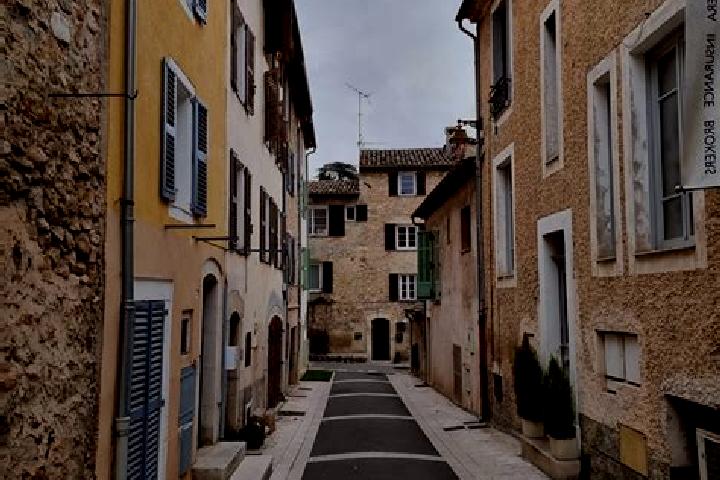 Stella, 39, a red amber-eyed ebony companion based in La Roquette-sur-Siagne. Offering A-Level, Girlfriend Experience, Couples, Deep French Kissing. Availabl...