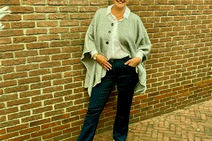 Stella, 39 — Escort in Hombeek, Belgium