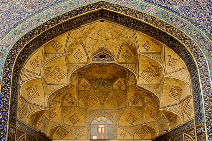 Stella, 39 — Escort in Masjed-e Olya, Iran