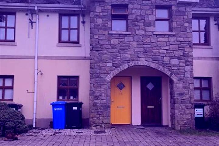 Stella, 39 — Escort in Newtownforbes, Ireland