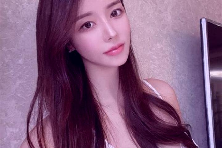 Stella, 39 — Escort in Shisidaogou, China